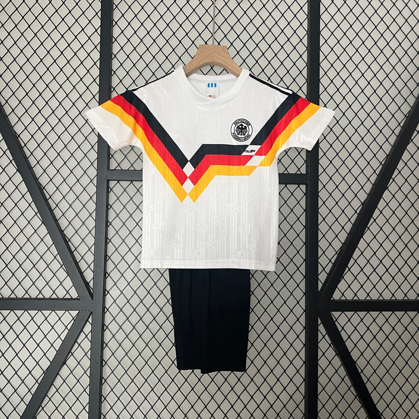 kids Germany 1990 home size 16-28