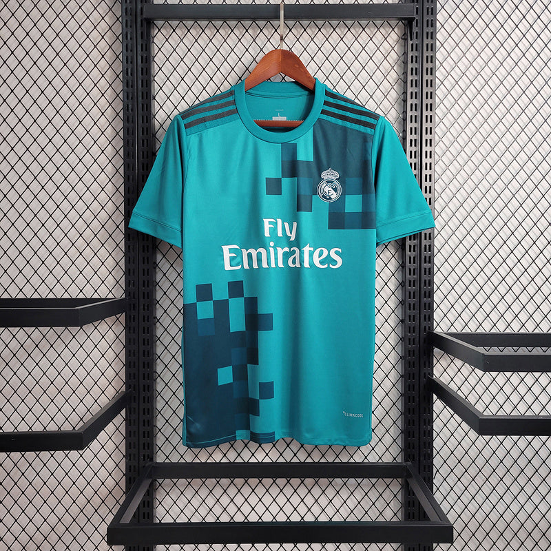 2017-18 Real Madrid Second Passenger Size Retro