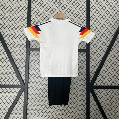 kids Germany 1990 home size 16-28