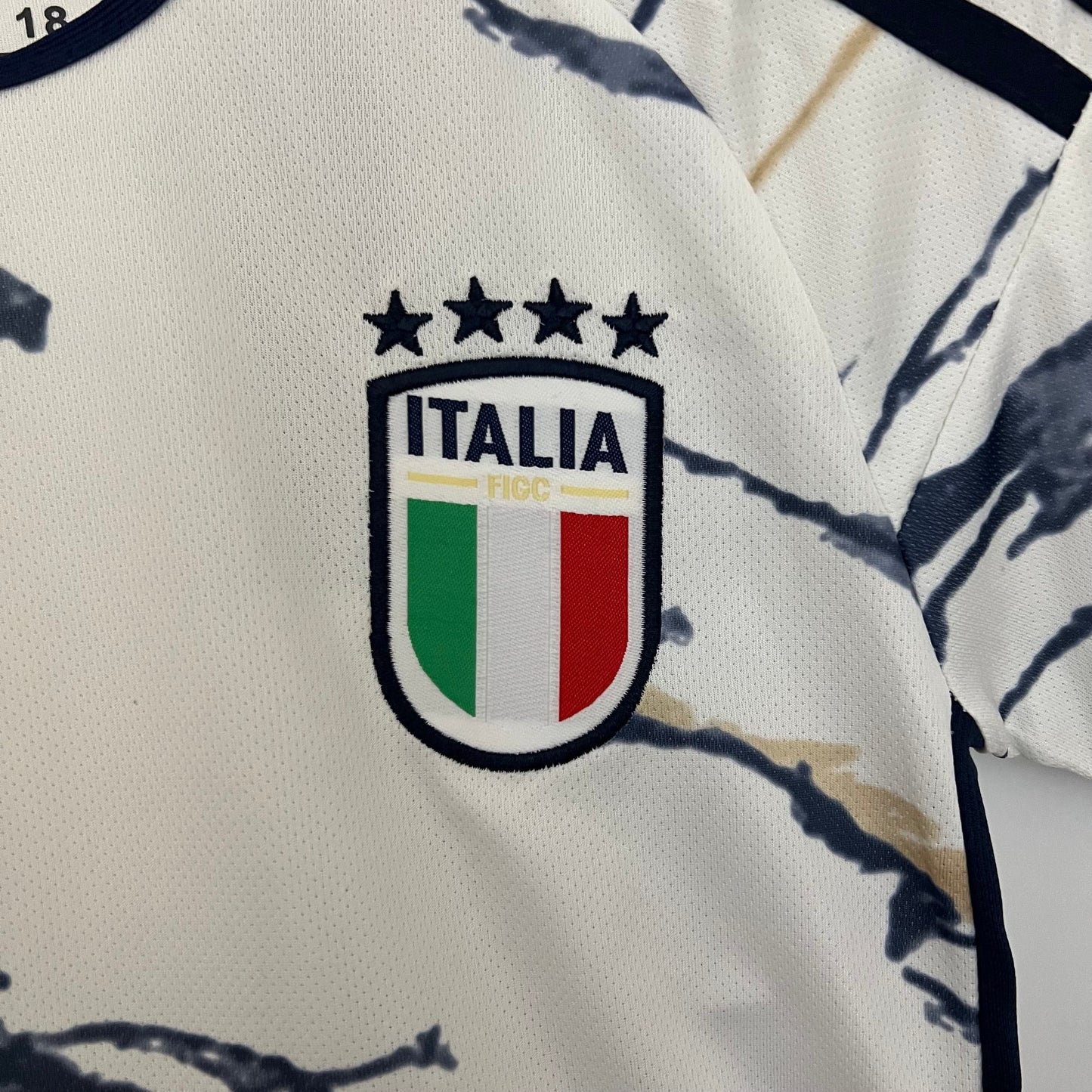 2023-24 Kids Italy away size 16-28