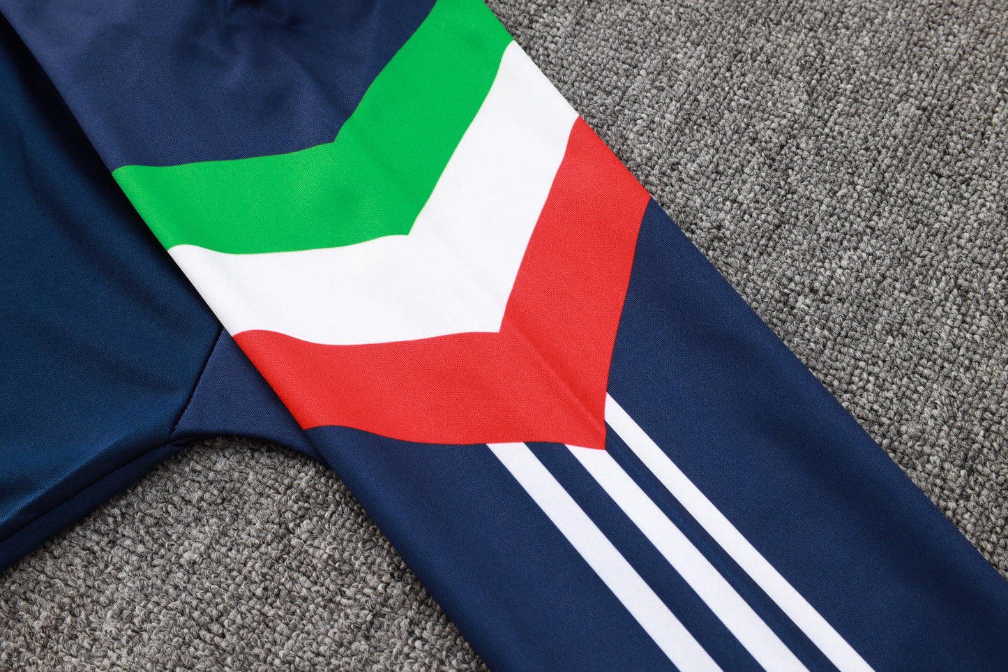 2024-25 Italy Royal Blue (sleeves red, white and green) Training Suit S-2XL