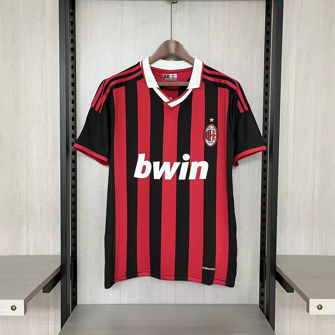 Retro AC Milan 2009-10 Home S-XXL